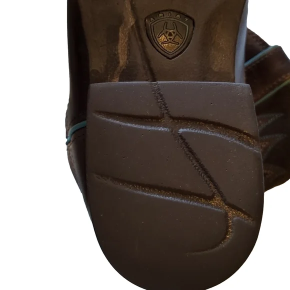 Step into Style and Comfort with the Ariat Delilah Western Boot size 8.5 - Picture 12 of 16